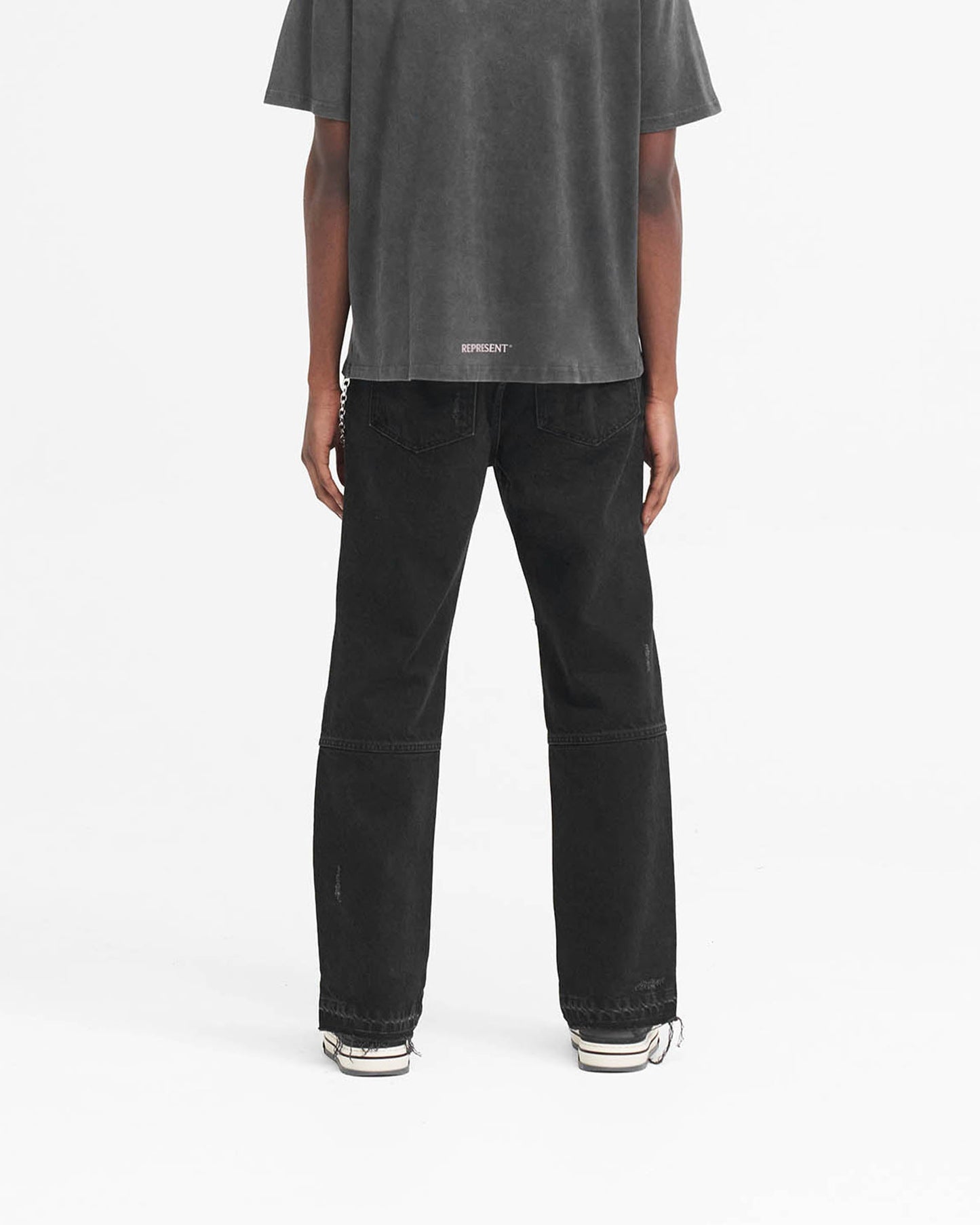 R2 Stepped Hem Denim - Off Black